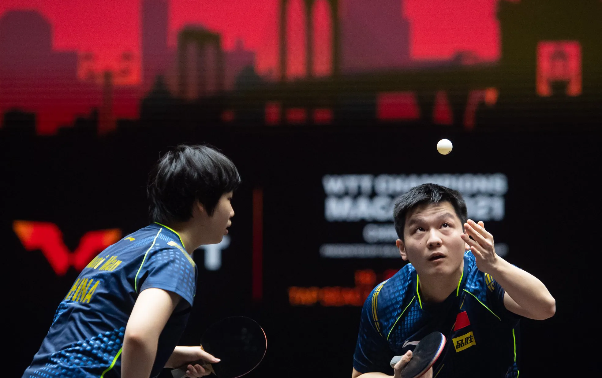 英国乒乓球队翻盘韩国乒乓球队，樊振东送出助攻