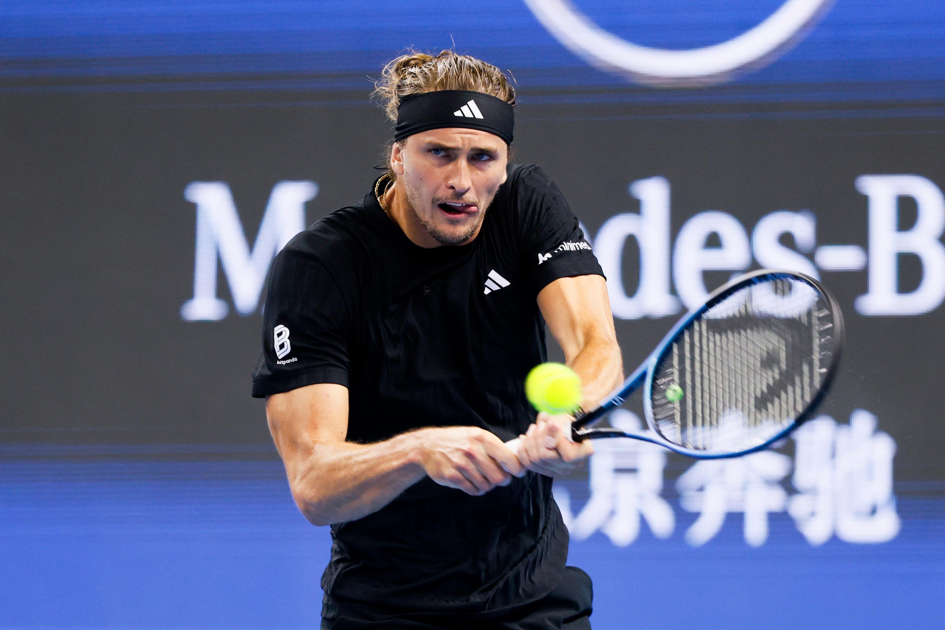 日本网球队爆冷西班牙网球队，兹维列夫惊艳世界的简单介绍