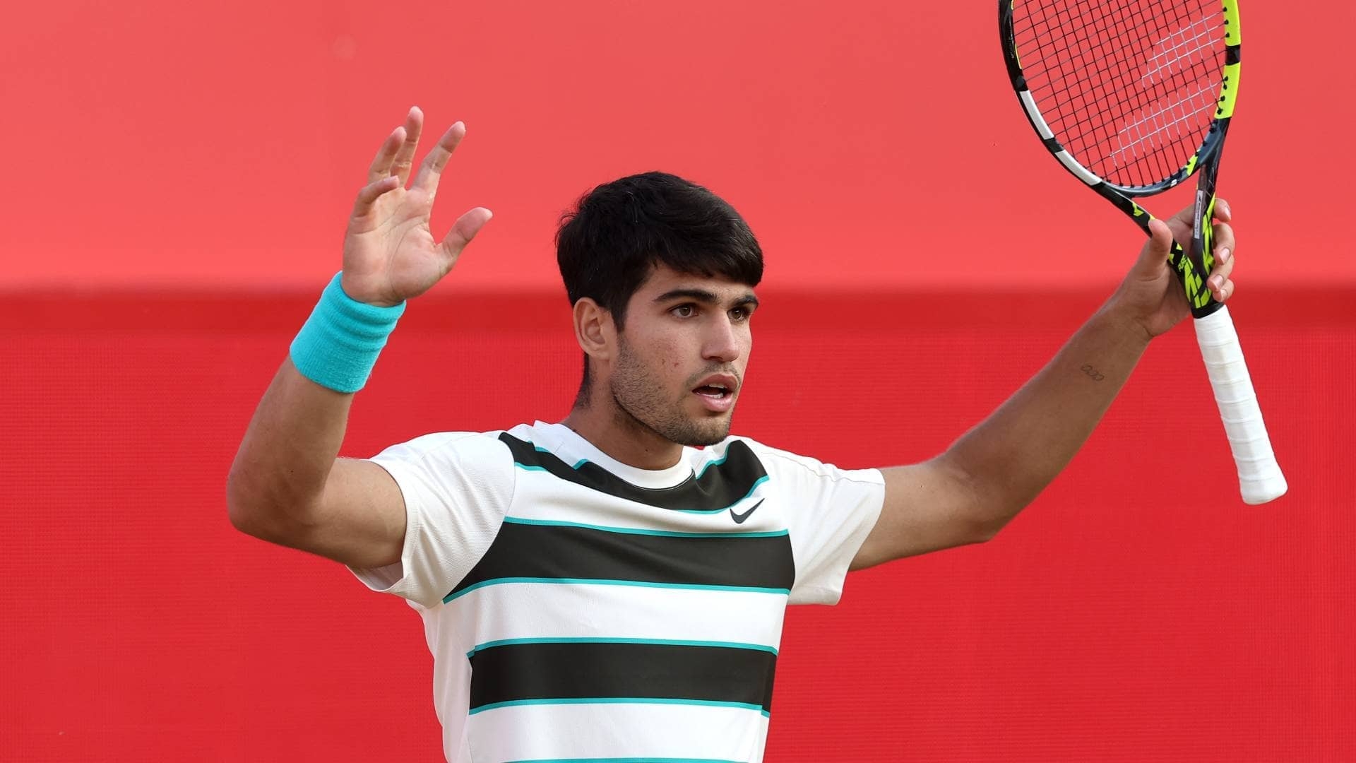 英国网球队逆转德国网球队，阿尔卡拉斯惊艳世界