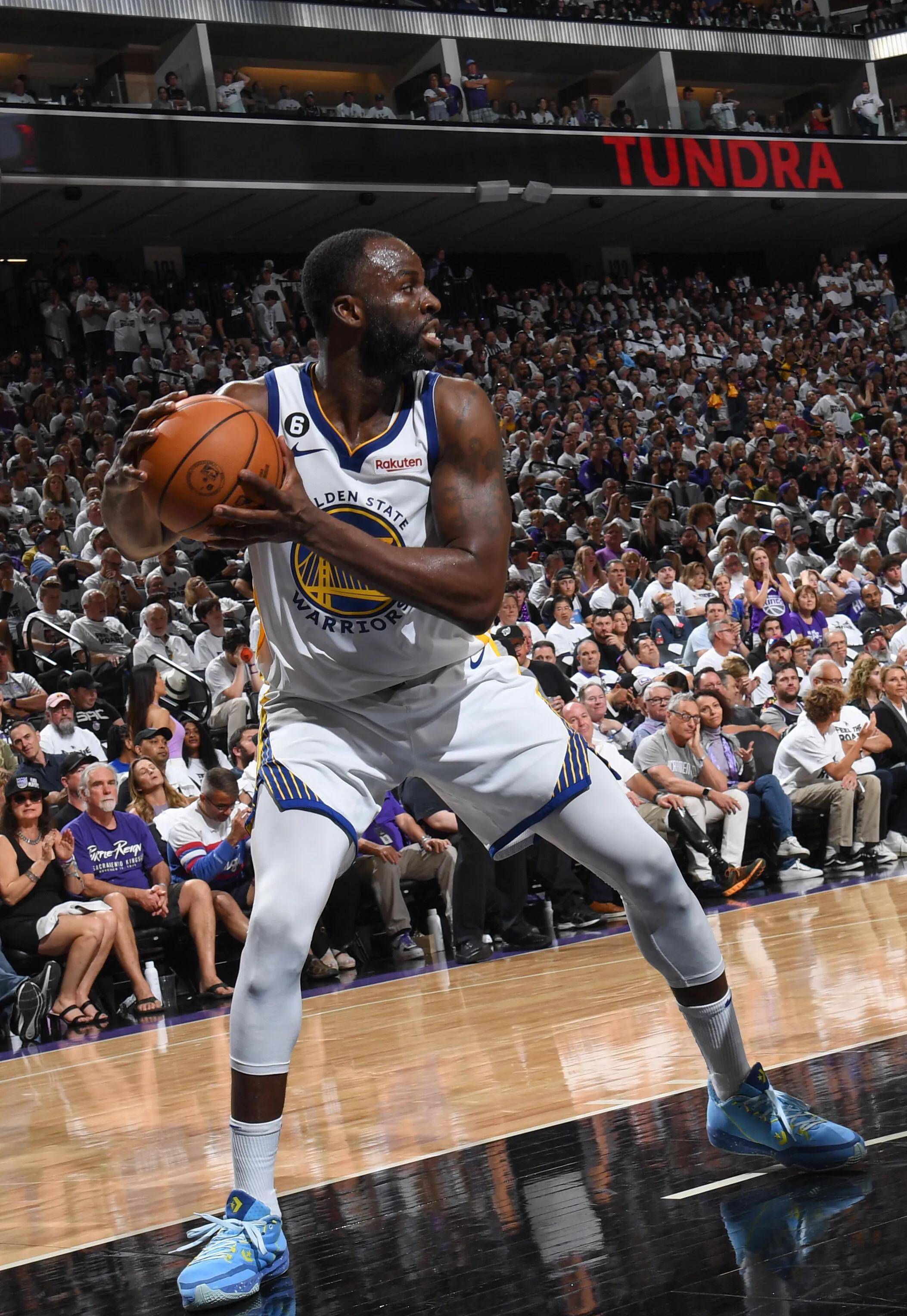 广州队横扫国王，库里惊艳四座