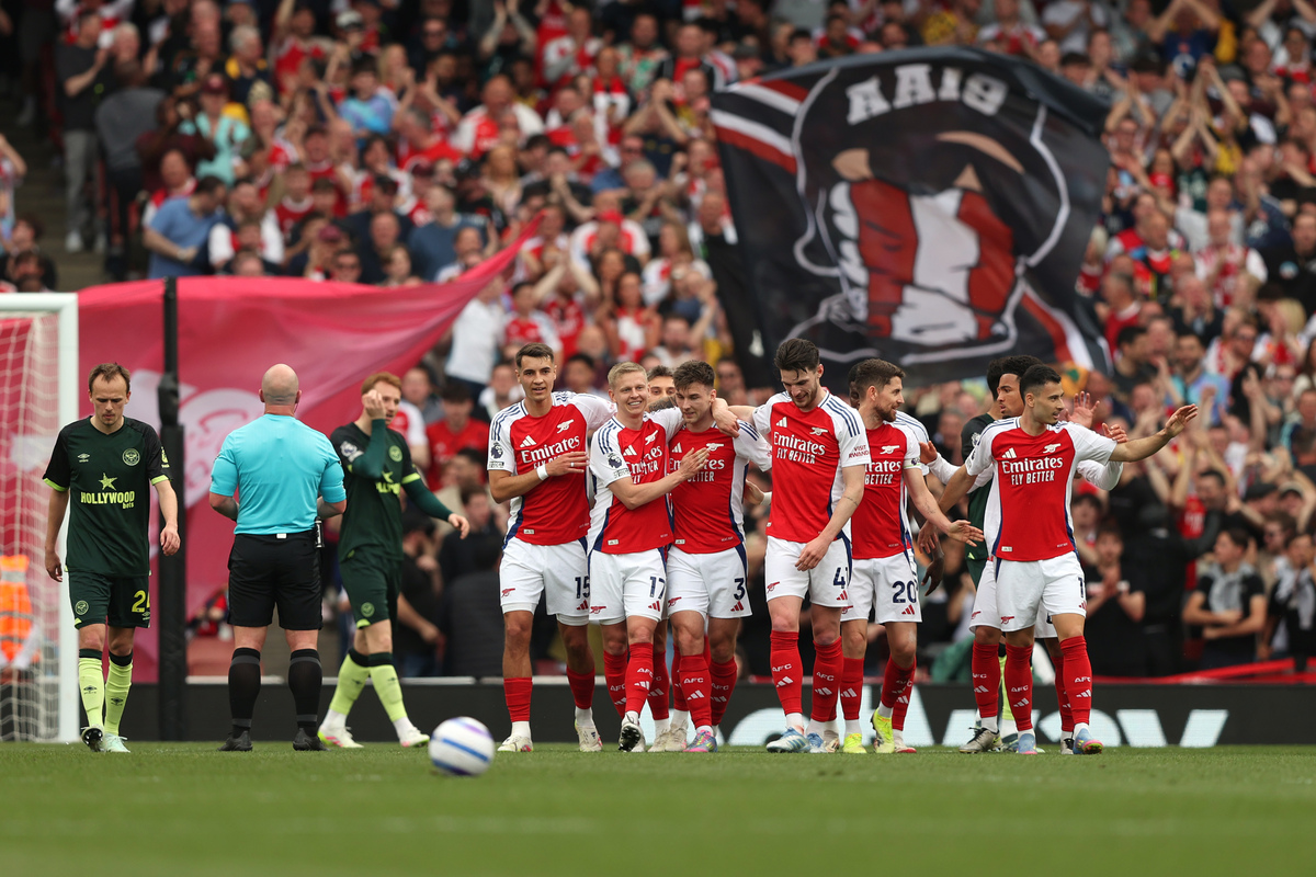 曼城鏖战多特蒙德，拉什福德扛起全队