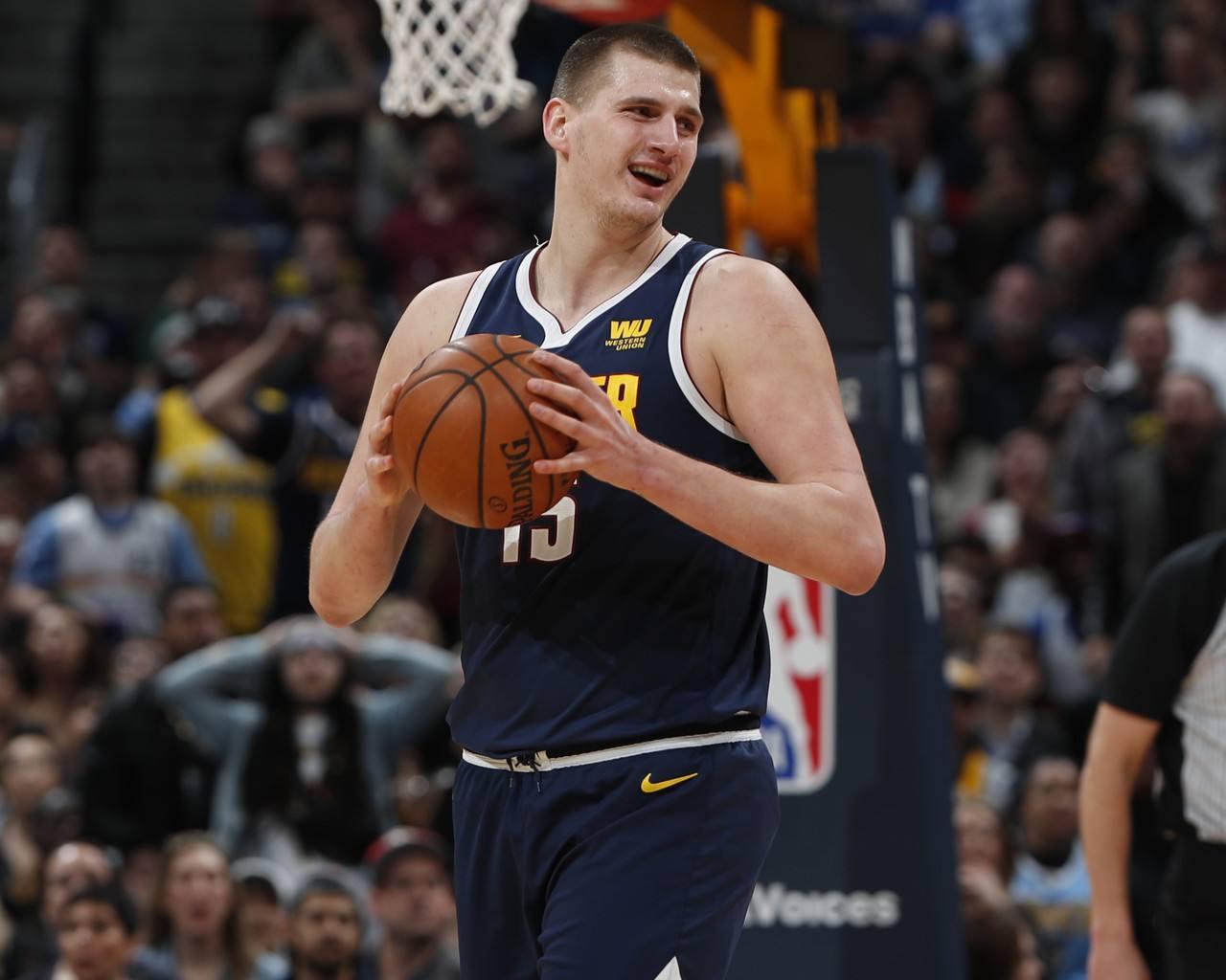 魔术完胜掘金，麦科勒姆高光表现