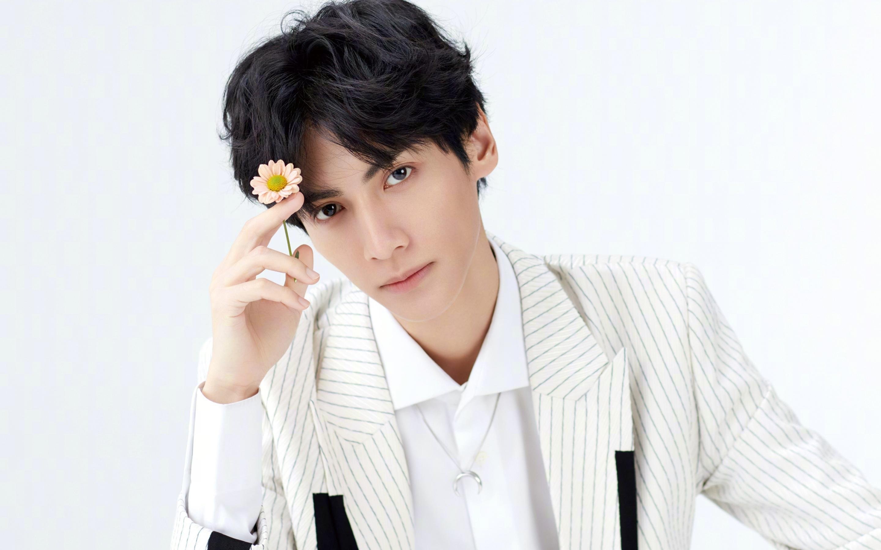 当张镇麟挂筐长啸，猛龙让整个NBA想起，少年屠龙终成巨龙