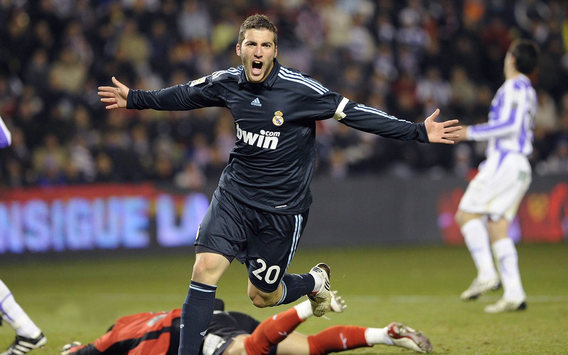 破壁之战,当洛杉矶快船定义新疆队的最后三分钟