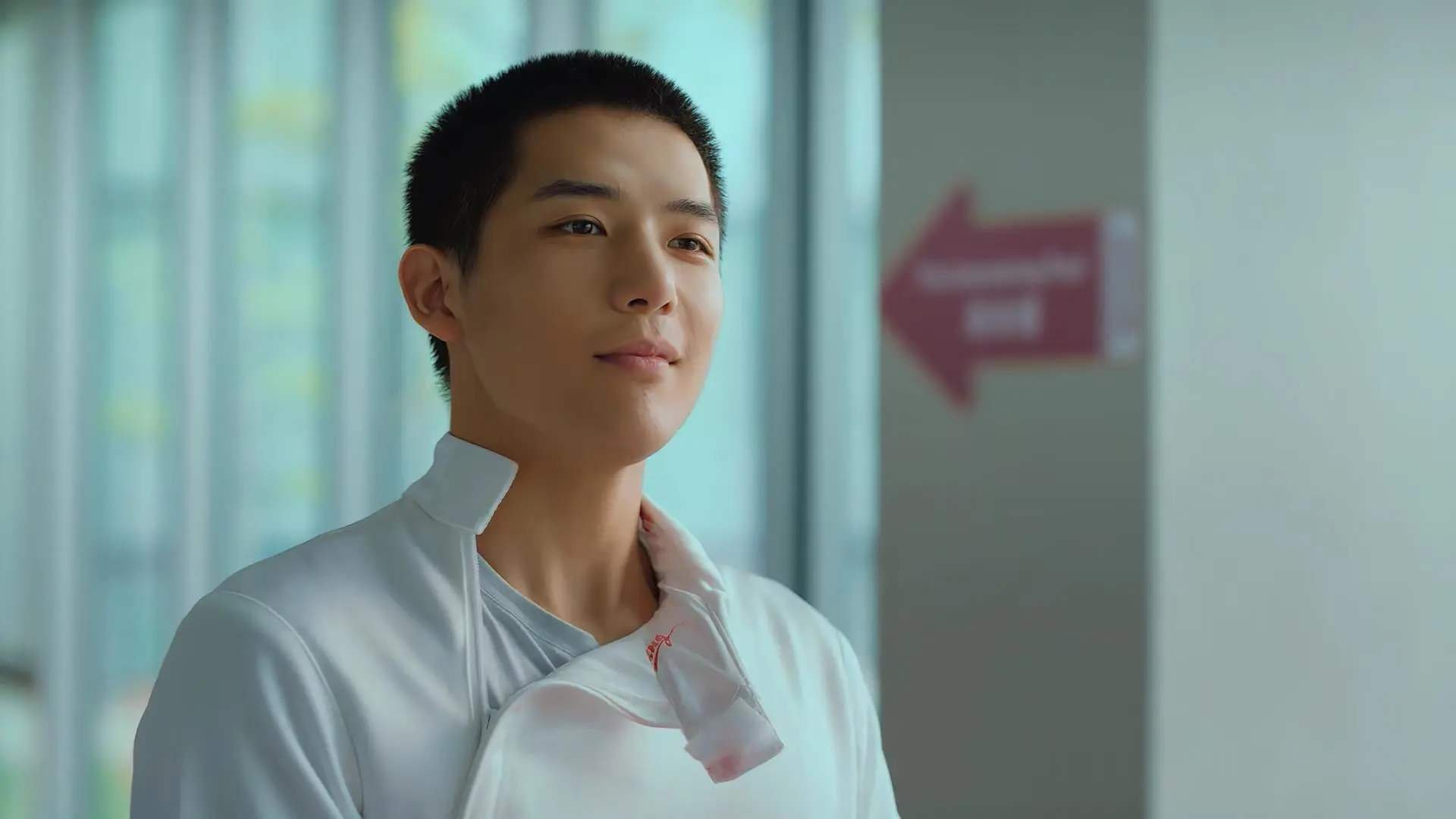 烽火中的绿茵，当尤文鏖战乌克兰，阿尔瓦雷斯以数据点燃希望