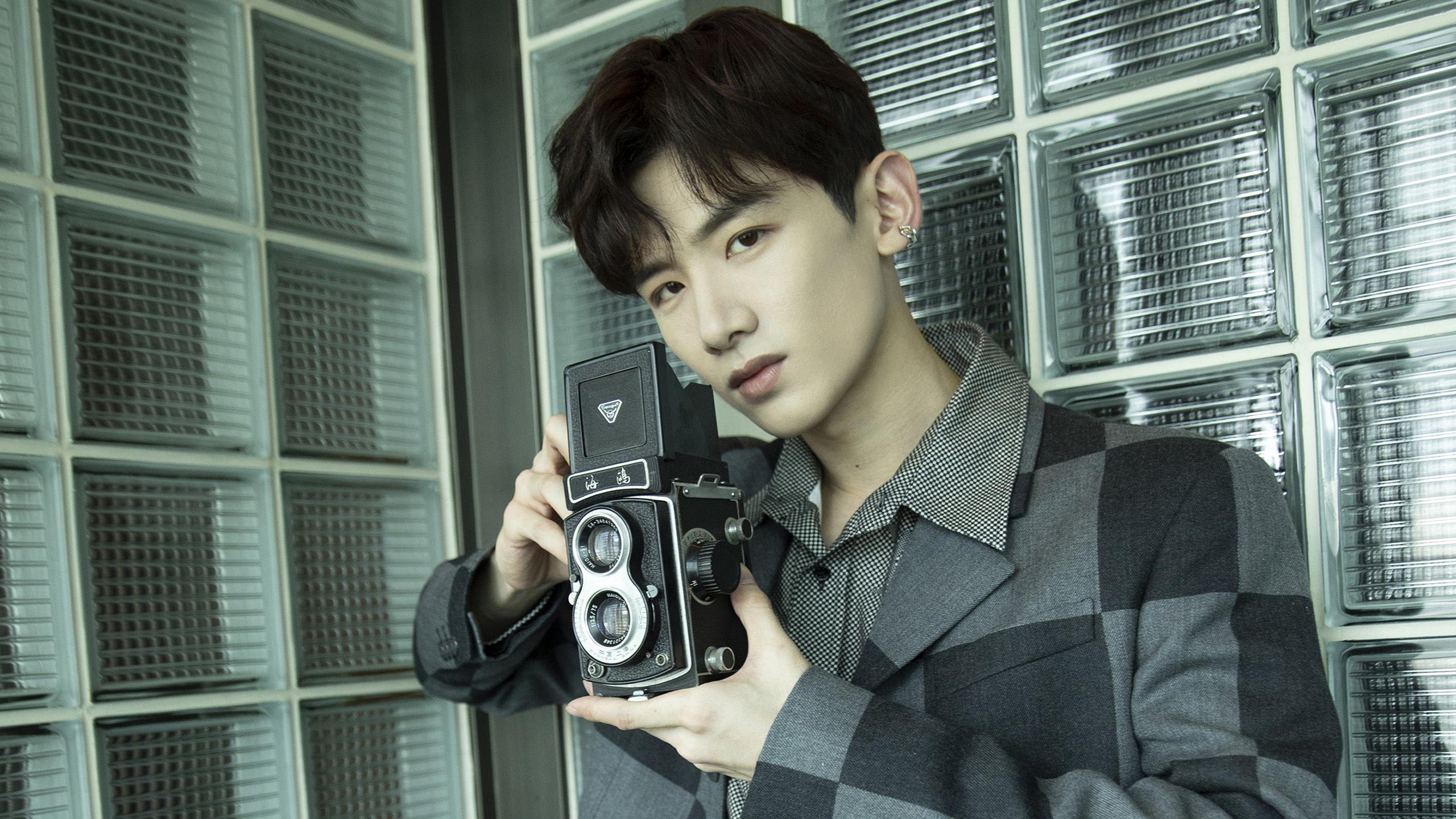 从巴黎到聚光灯,双线战场的唯一性征服