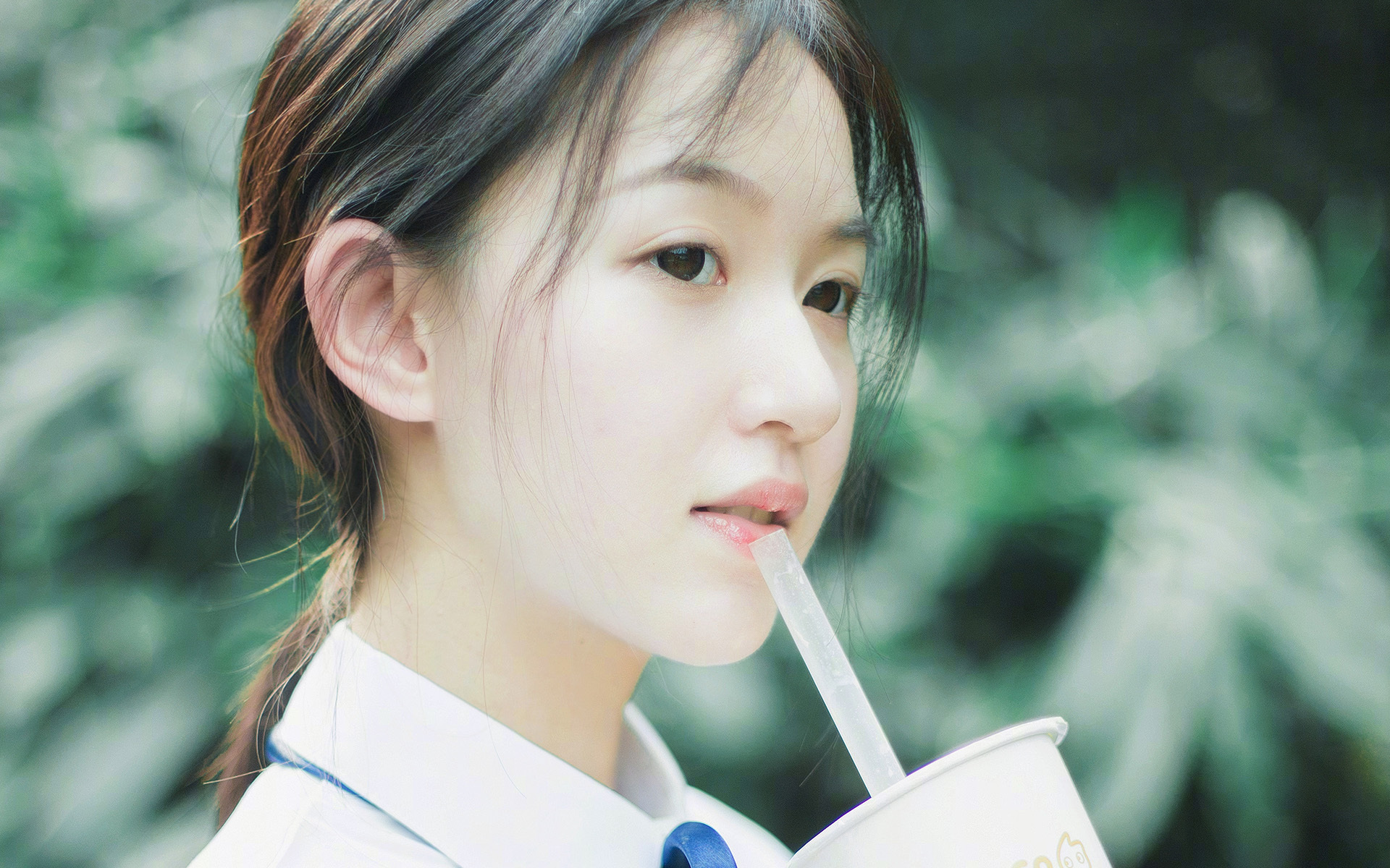 从巴黎到聚光灯,双线战场的唯一性征服